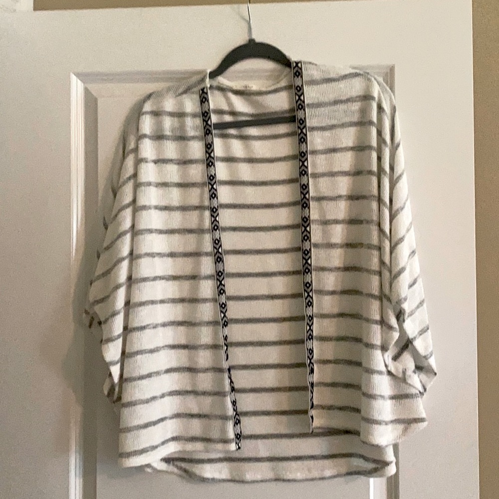 Le Lis Butterfly Cardigan, Med